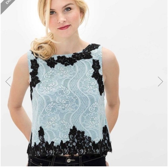 GIMMICKS by BKE | Lace Tank Top Cropped Blue Black | Sz Small - Picture 2 of 9